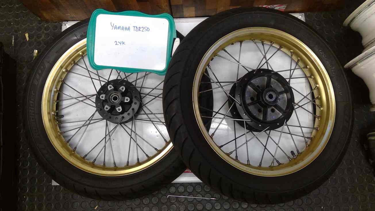 2YK Yamaha TDR250 original wheels hubs rims Avon Road Rider