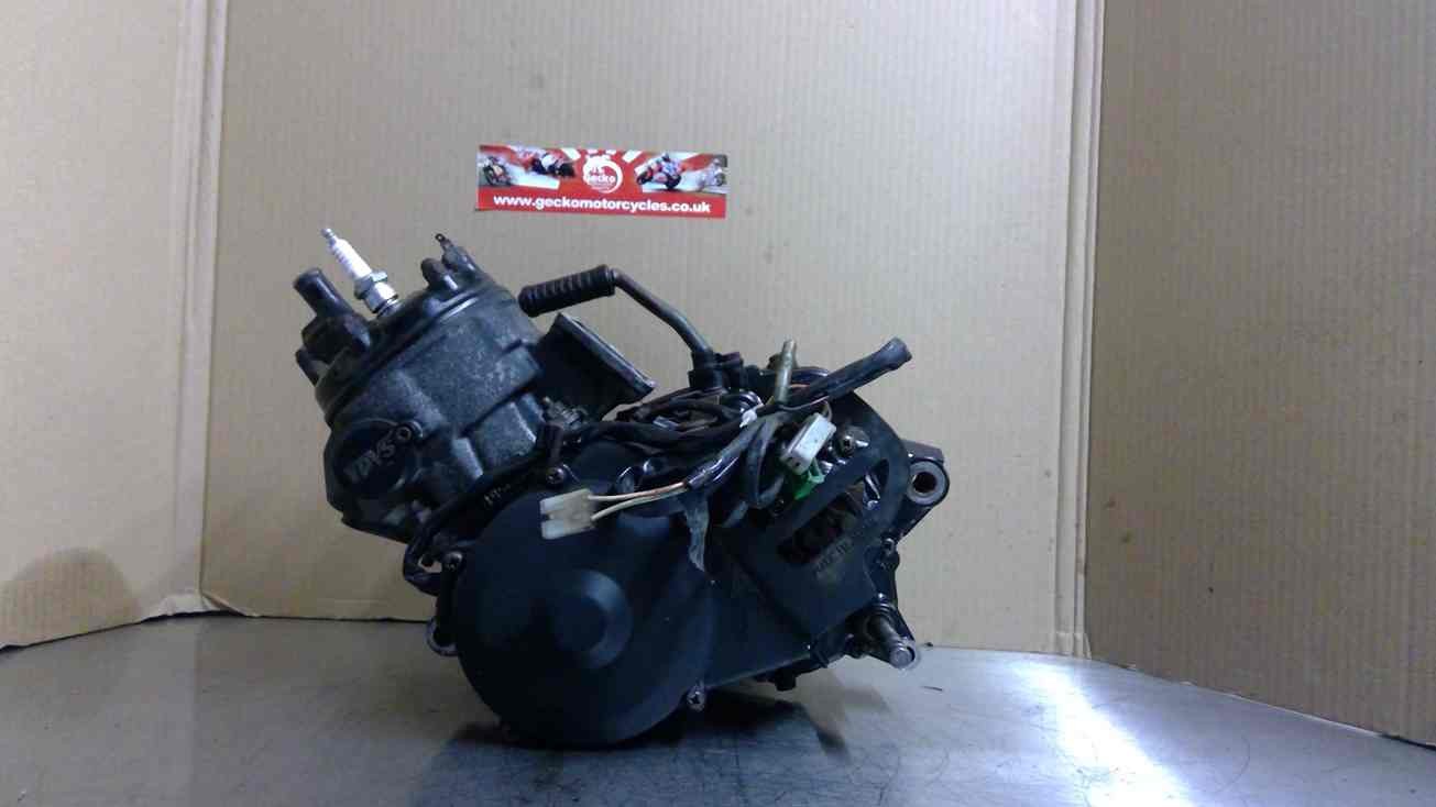 37F Yamaha DT200 engine #1