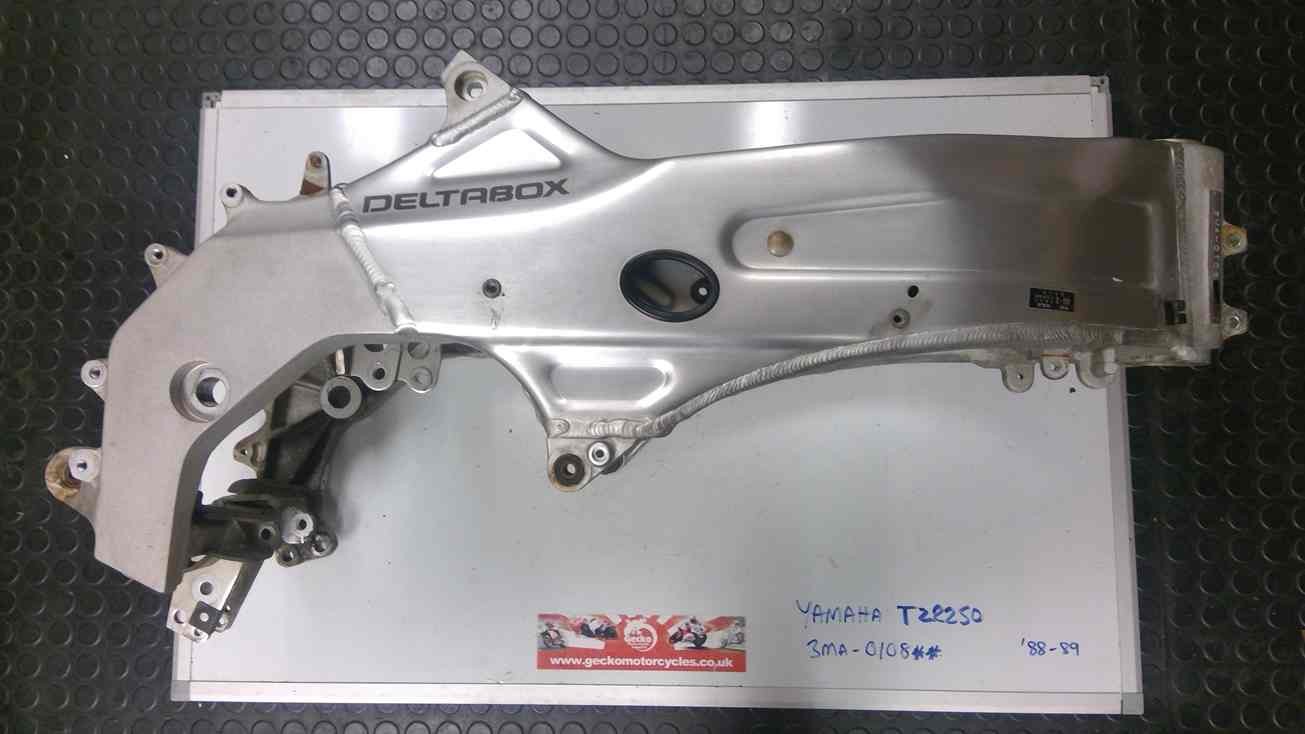3MA Yamaha TZR250 chassis frame #0108XX