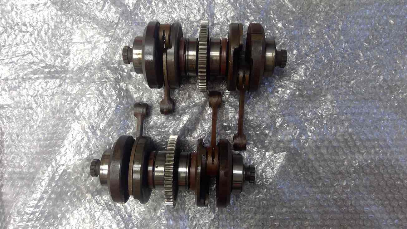 M301 Suzuki RG500 pair of cranks & centre gears #2