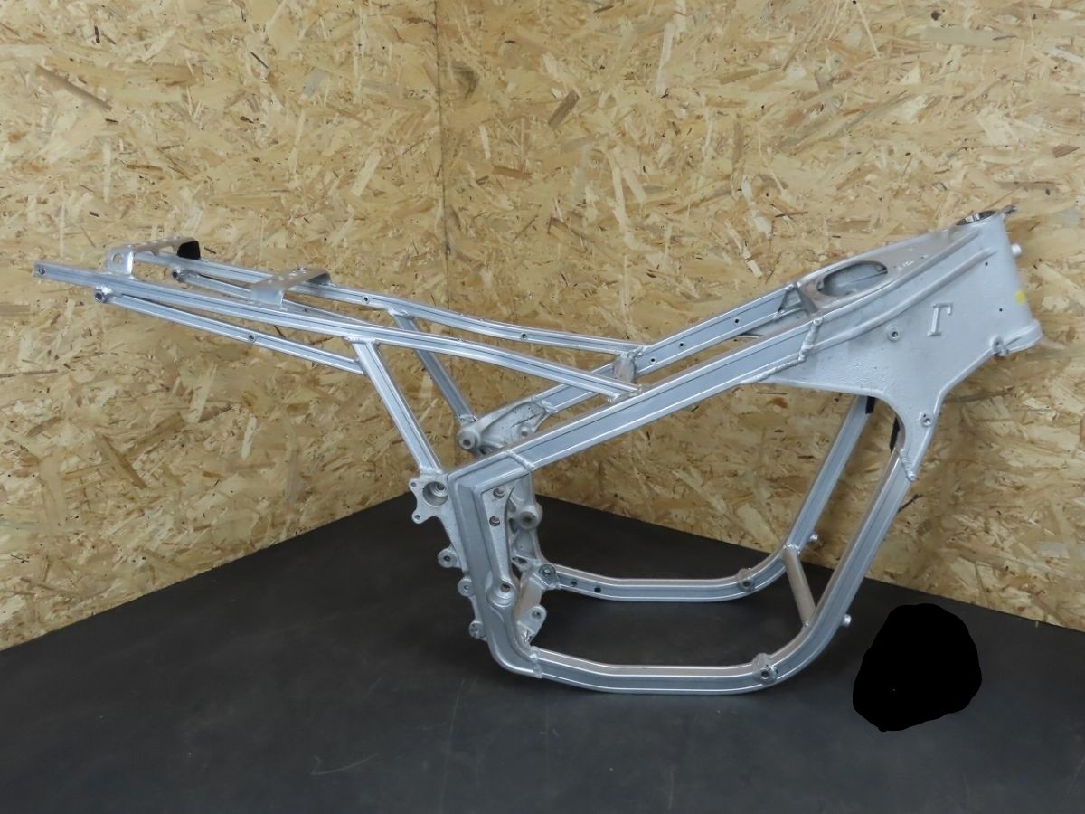 M301 Suzuki RG500 chassis with NOVA papers