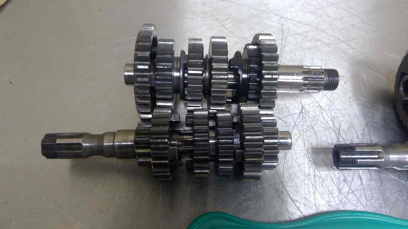 M301 Suzuki RG500 gearbox cluster